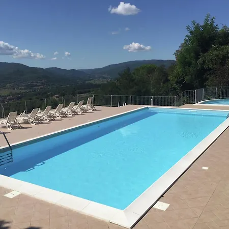 Mansion In With Pool & Garden Dom wakacyjny Citerna