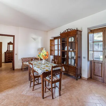 Vakantiehuis Mansion In With Pool & Garden