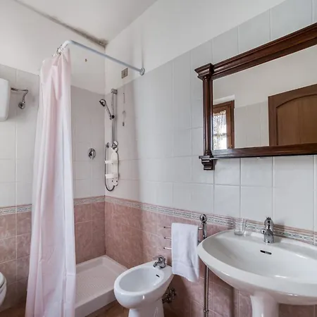 Mansion In With Pool & Garden Citerna