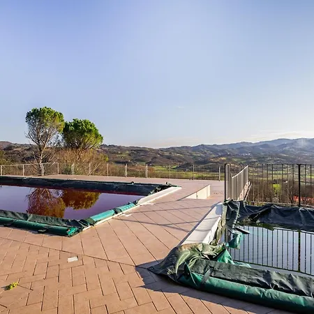 Mansion In With Pool & Garden Citerna